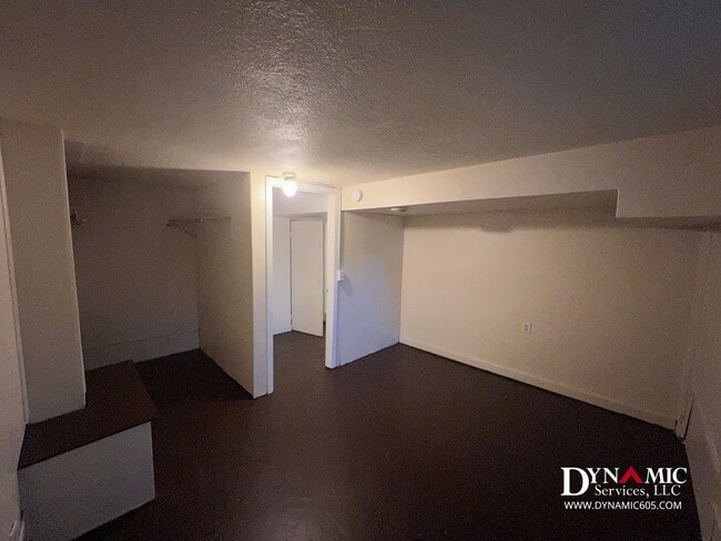 Building Photo - Updated 4 Bedroom, 2 Bathroom House By Augustana University