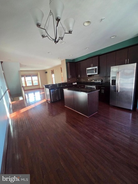 Building Photo - 4500 Fait Ave