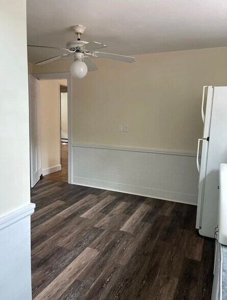 Building Photo - 22 RARITAN Ave