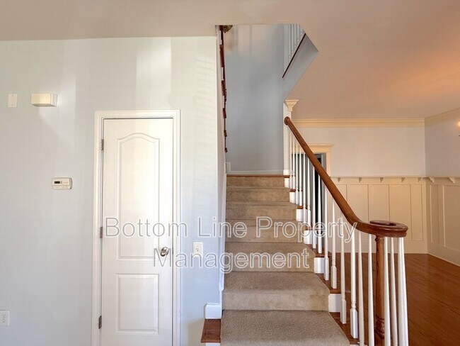 Building Photo - 2420 Early Flight Dr