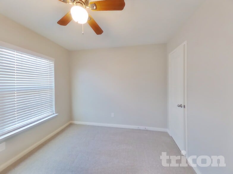 Building Photo - 1367 Barrel Dr