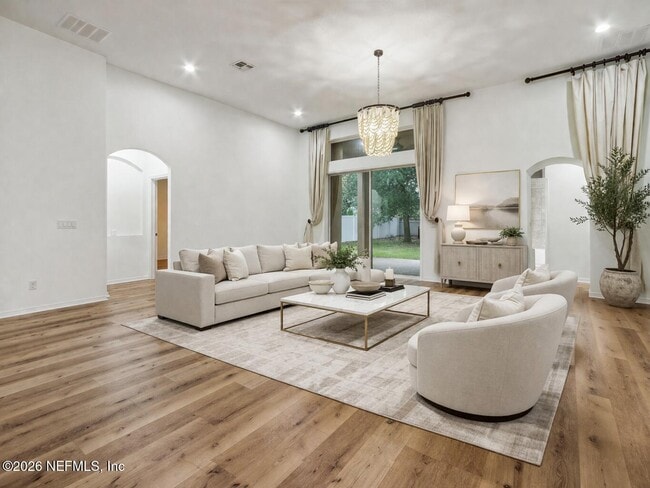 Building Photo - 31 Amherst Pl