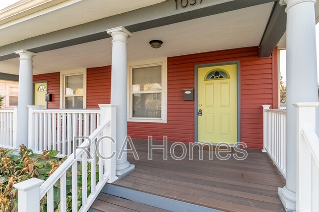 Building Photo - 1037 E Tabor St