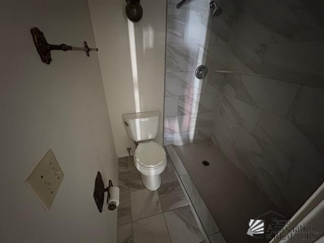 Building Photo - 2155 S 14th Ave