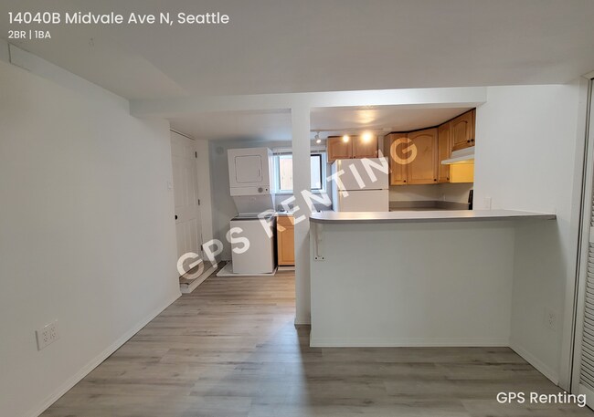 Building Photo - 14040B Midvale Ave N