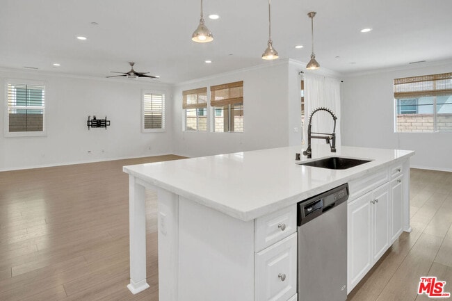 Building Photo - 3971 Somerston Way