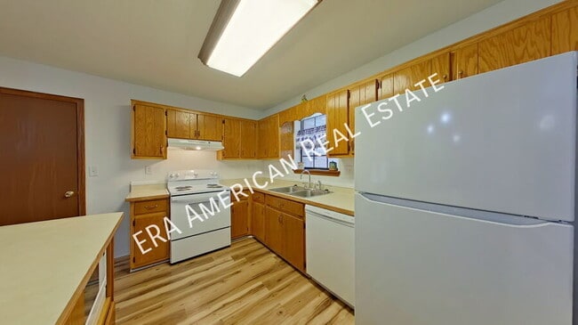 Building Photo - 101 Drewson Dr