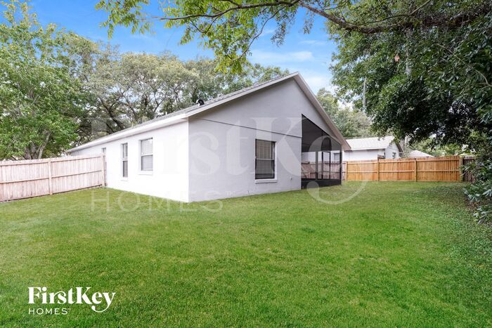 Building Photo - 756 Licaria Dr