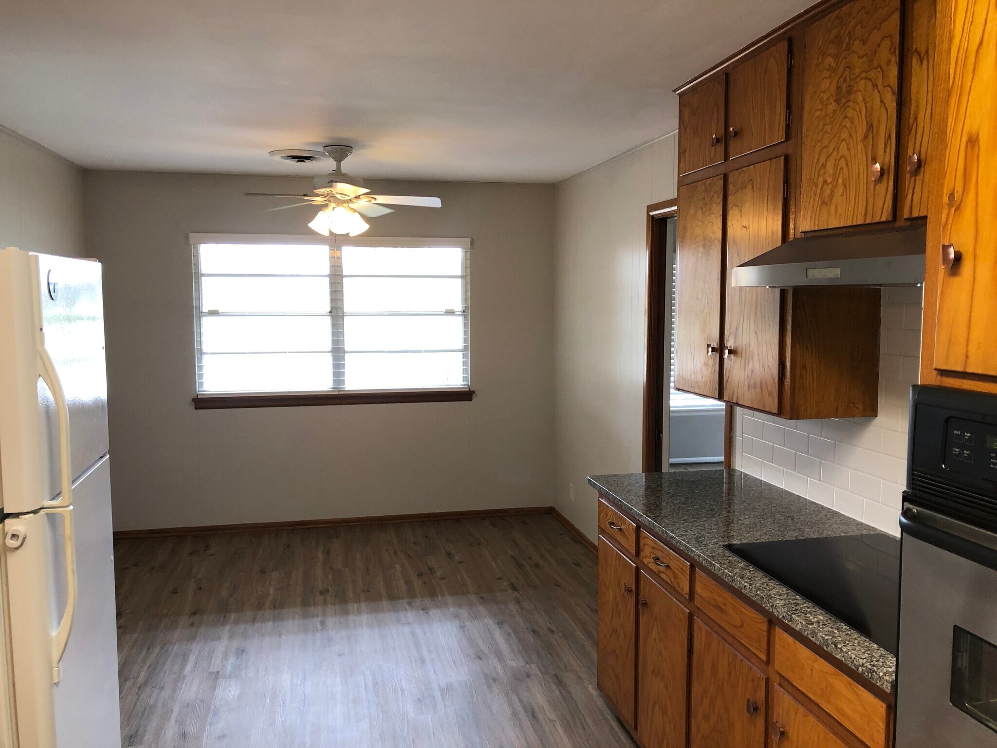 View from kitchen to golf course - 1034 Elizabeth Ave