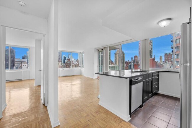 Primary Photo - 1 bedroom in New York NY 10075