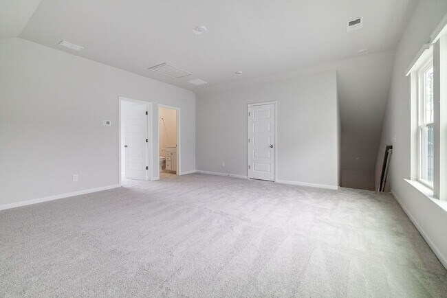 Building Photo - Modern 4BR Home in Gated Westbrook at Savannah Quarters