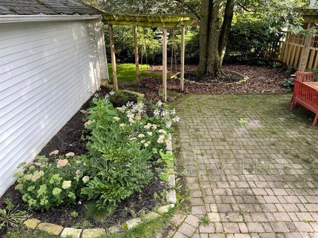 Building Photo - 43 Northridge Rd