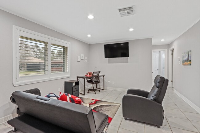 Building Photo - 6311 Bluestone Dr