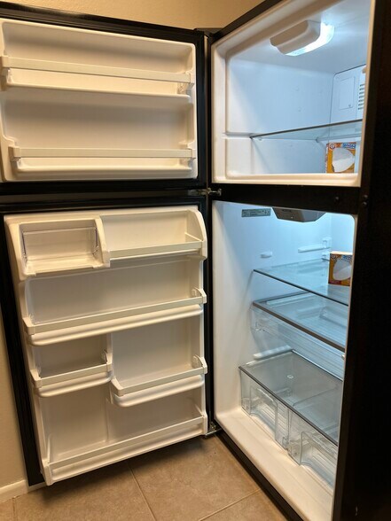 Building Photo - 3455 Countryside Blvd