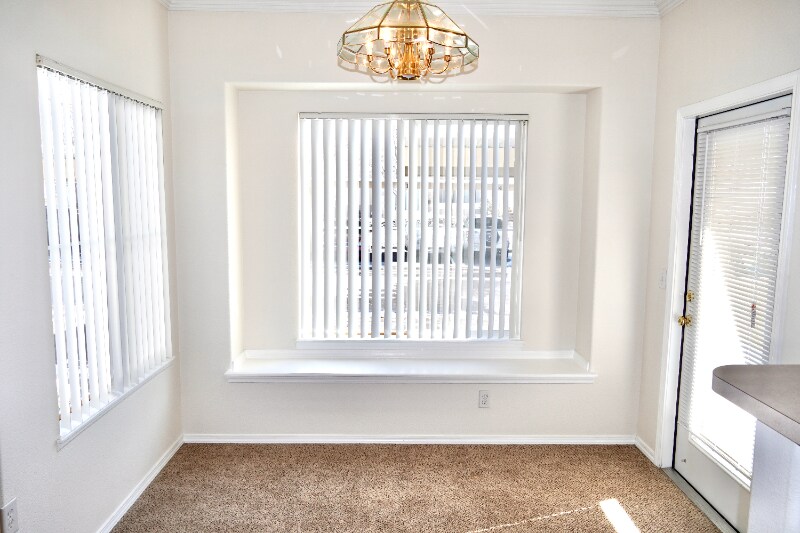 Building Photo - 3670 Strawberry Field Grove
