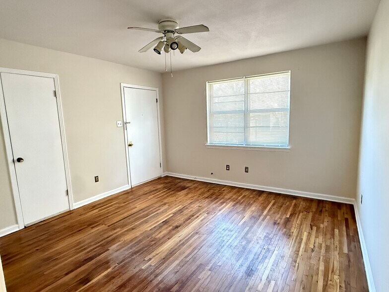 Building Photo - 273 Williford St