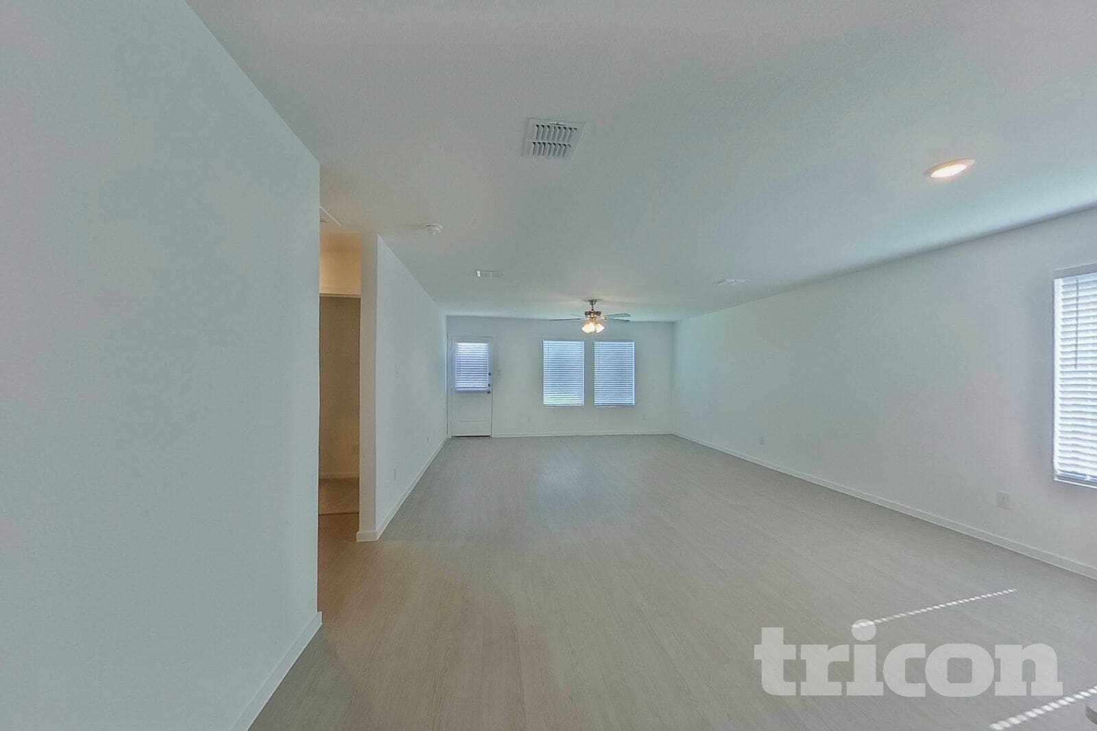 Building Photo - 3016 Pine St