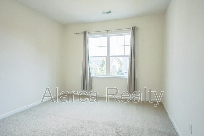 Building Photo - 12824 Hindcross Dr
