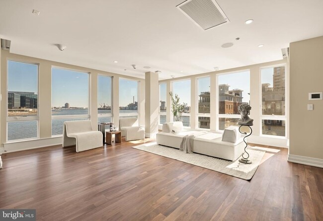 Building Photo - 622 Ponte Villas N