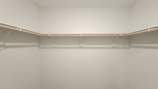 Building Photo - 16723 Old Wagon Wy