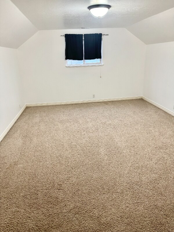 Building Photo - 10369 S 2840 W