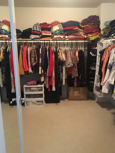 m wardrobe - 19988 Via Joyce Drive