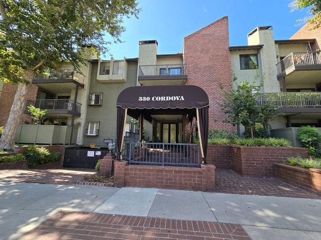 Building Photo - 330 Cordova St
