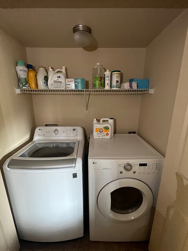 Washer & Dryer in Unit - 101 S Players Club Dr