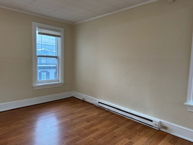 Building Photo - 122 South St