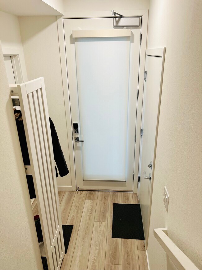 Building Photo - 2431 Cleat Ln