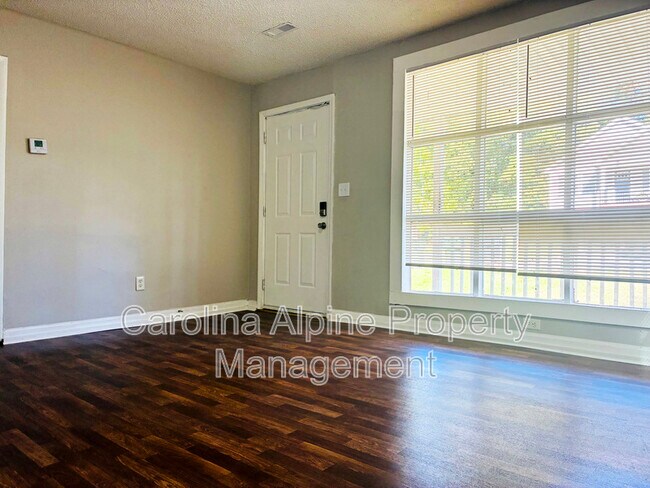 Building Photo - 249 Scruggs St