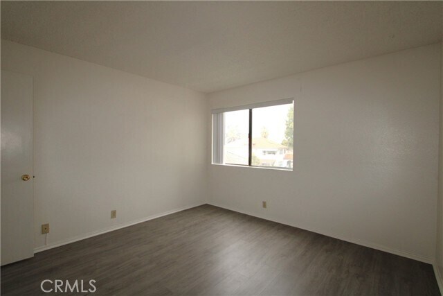 Building Photo - 234 E Fern Ave