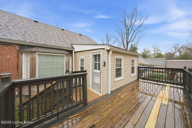 Building Photo - 1209 Valley Dr