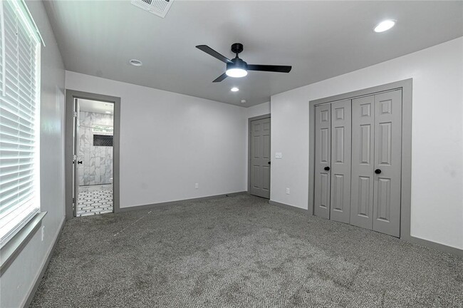 Building Photo - 1717 Breckenridge Dr