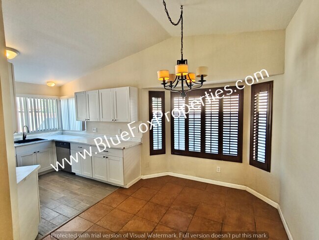 Building Photo - 2540 W Falbrook Way