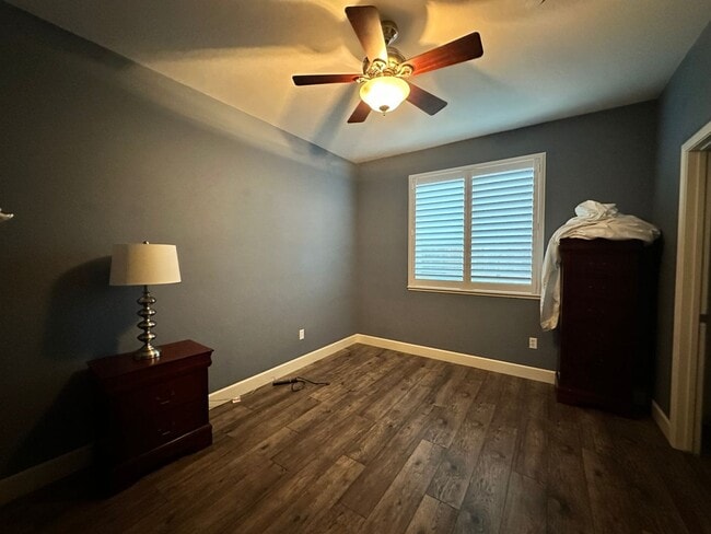 Building Photo - Spacious 4 Bed, 3 Bath Home with Bonus Room & Golf Course Views in Wild Wings