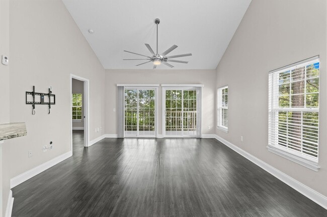Building Photo - 5026 Belleglen Ct