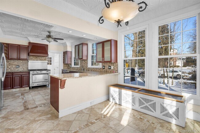 Building Photo - 1146 North Ave