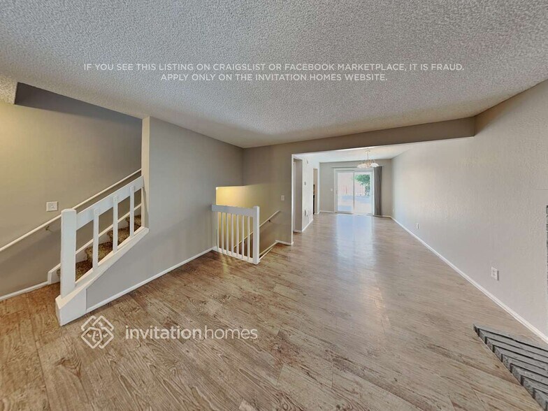Building Photo - 9906 Garland Dr