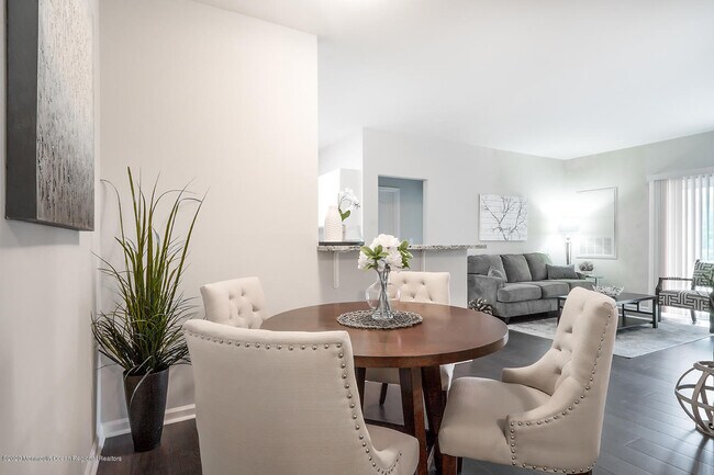 Building Photo - 912 Timber Ridge Ct