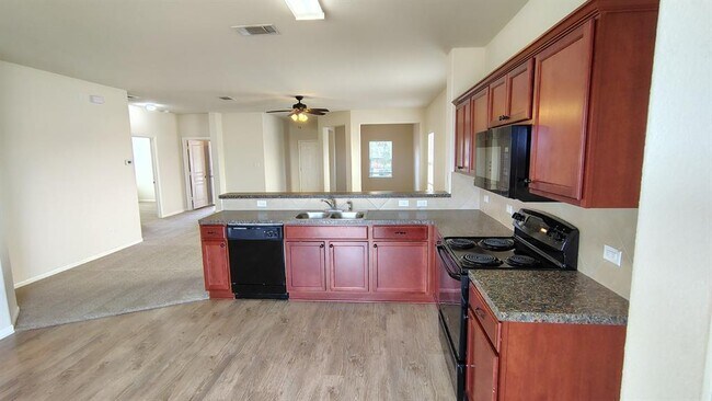 Building Photo - 13601 Coomer Path