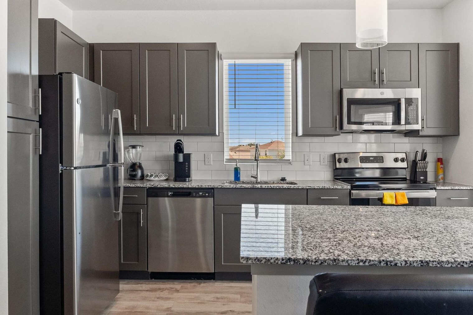 Building Photo - 12100 1/2 Ferrystone Glen Drive-SI ID1343252P