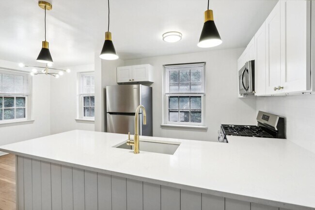 Building Photo - 2815 Woodpipe Ln