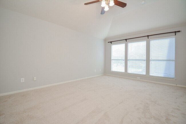 Building Photo - 18714 Flagstone Creek Rd