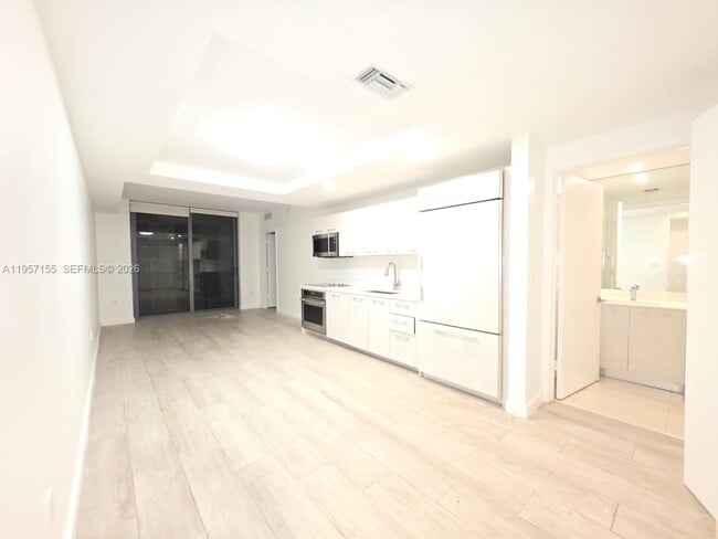 Building Photo - 55 SW 9th St