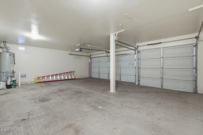 Building Photo - 7842 E Nestling Way