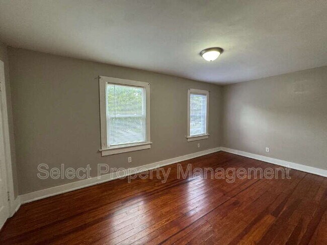 Building Photo - 317 W Wildwood Ave