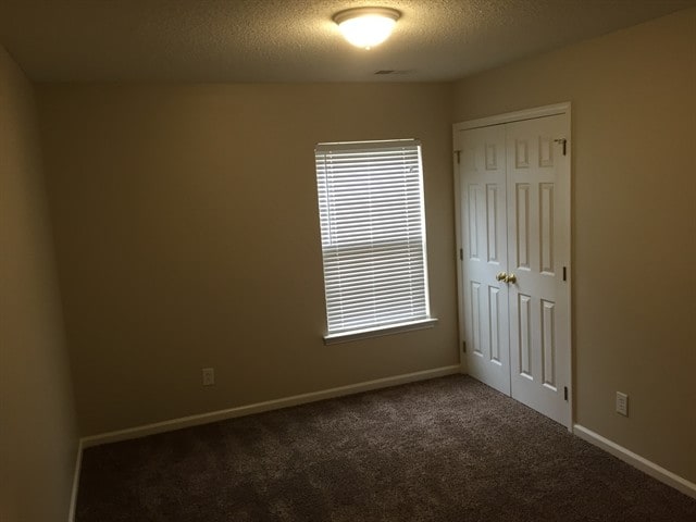 Building Photo - 223 Tigers Paw Dr