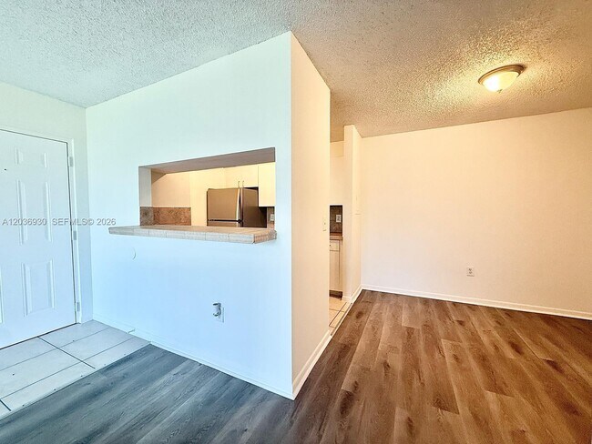 Building Photo - 1743 Village Blvd