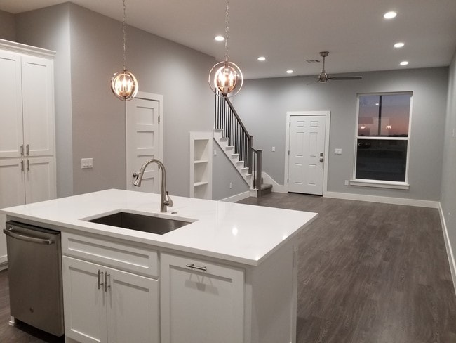 Building Photo - 11874 Sandpiper Road